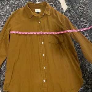 Universal Thread Long Sleeve Button Down